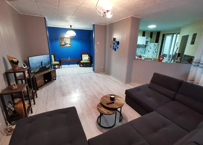 Noah Apartment